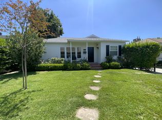 6954 Encino Ave, Van Nuys, CA 91406