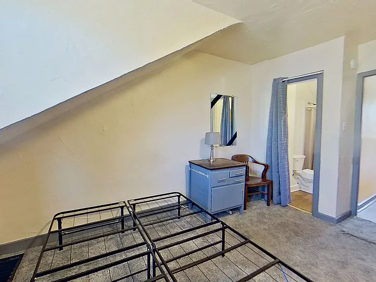156 N Newberry St #2 — Photo 4