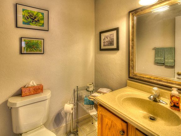 5th image of 95 Woodlake Dr