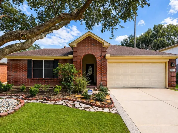 3050 Texas Oak Dr, Katy, TX 77449