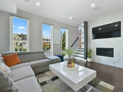 117 Bolton St, South Boston, MA, 02127