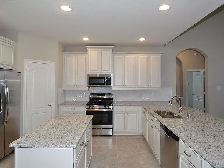 23839 Villa Lisa Dr — Photo 12