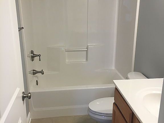 5th image of 2036 Cambria Dr Unit A