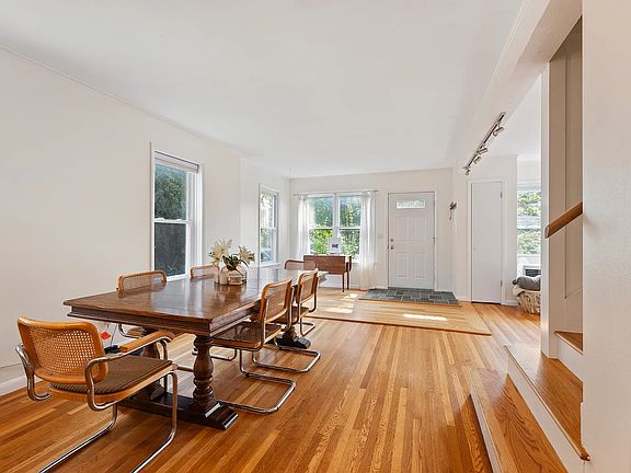 5th image of 315 Willow Ave