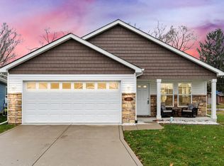 101 Neville Ct, Porter, IN 46304