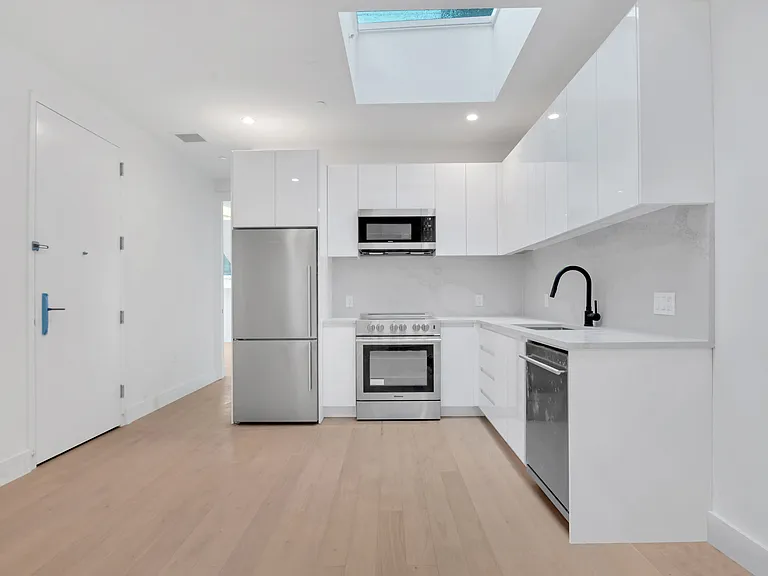 45 2nd Ave #2 — Photo 1