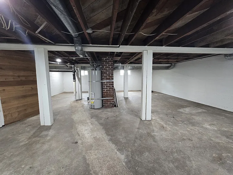 1310 14th St SE — Photo 10