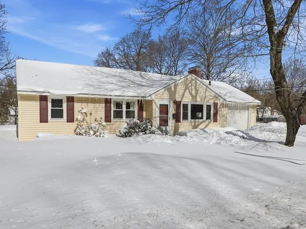 153 Summer St, Maynard, MA 01754