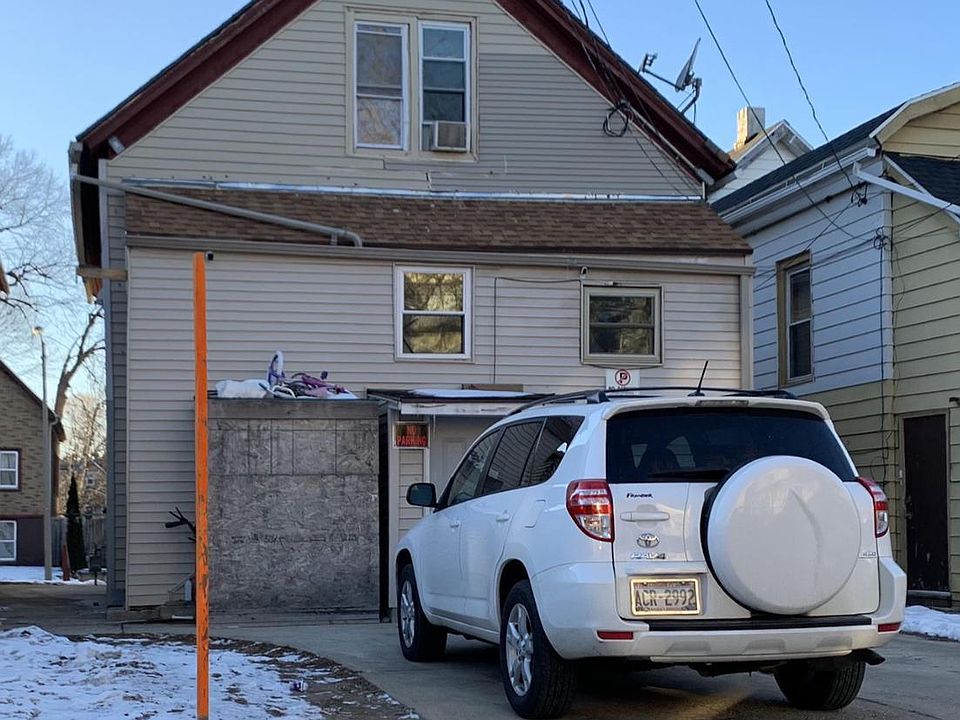 2nd image of 2364 S 16th St