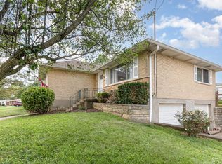 457 Morrvue Dr, Cincinnati, OH 45238