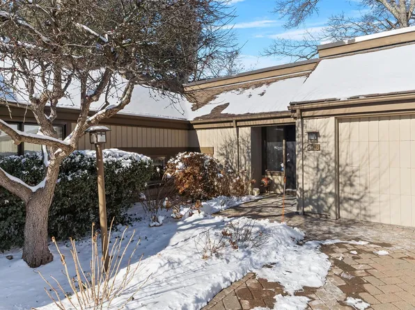 67 Heritage Hills #B, Somers, NY 10589