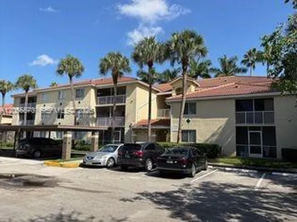 460 S Park Rd, Hollywood, FL