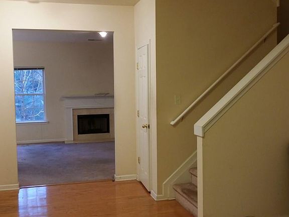 3rd image of 1733 Atkinson Park Cir