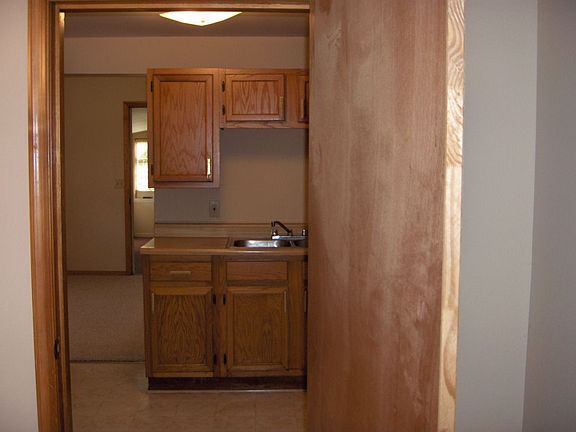 4th image of 1504 S Sterling Ave