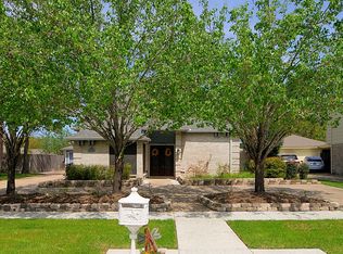 16026 Singapore Ln, Jersey Village, TX 77040