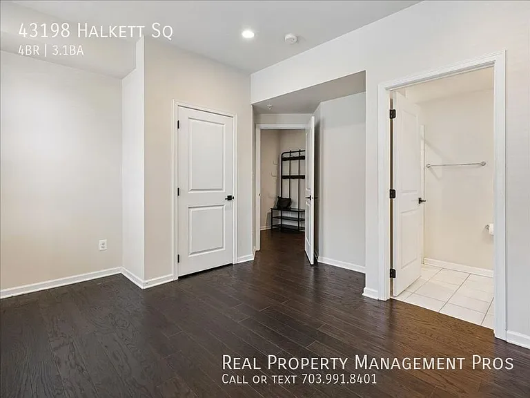 43198 Halkett Sq — Photo 35