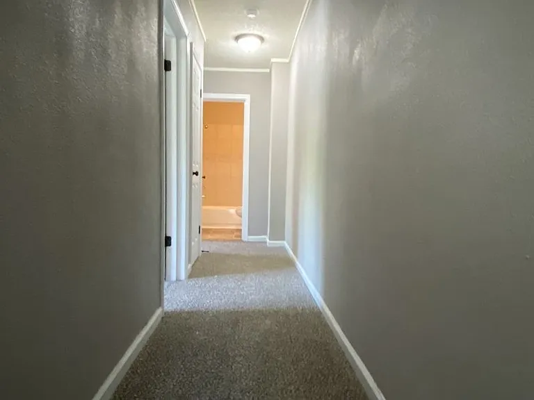 1324 Chadwick Cir — Photo 7