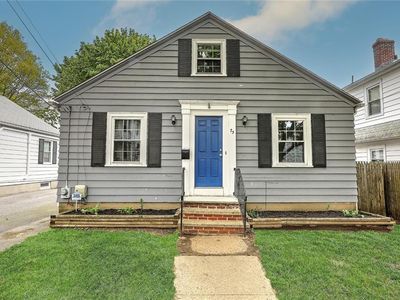 73 Clematis St, Providence, RI, 02908