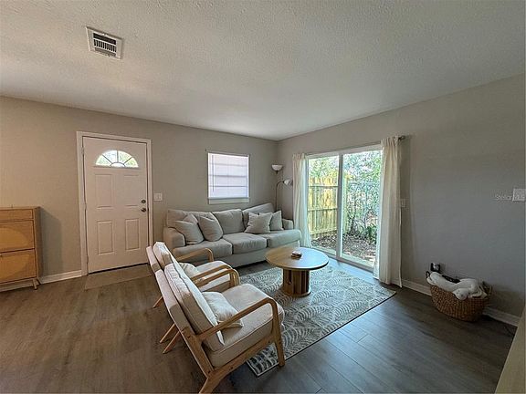 5th image of 1720 W Arch St