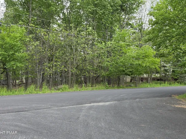 537 Horseshoe Bnd, Tobyhanna, PA 18466