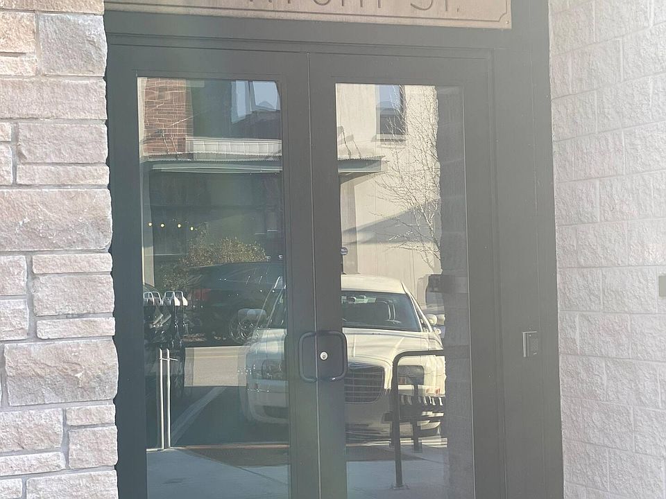 1st image of 217 W 6th St #102