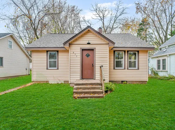 833 1st St, Saint Paul Park, MN 55071