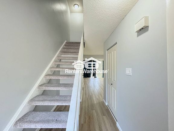 2nd image of 5031 Clairmont Ct