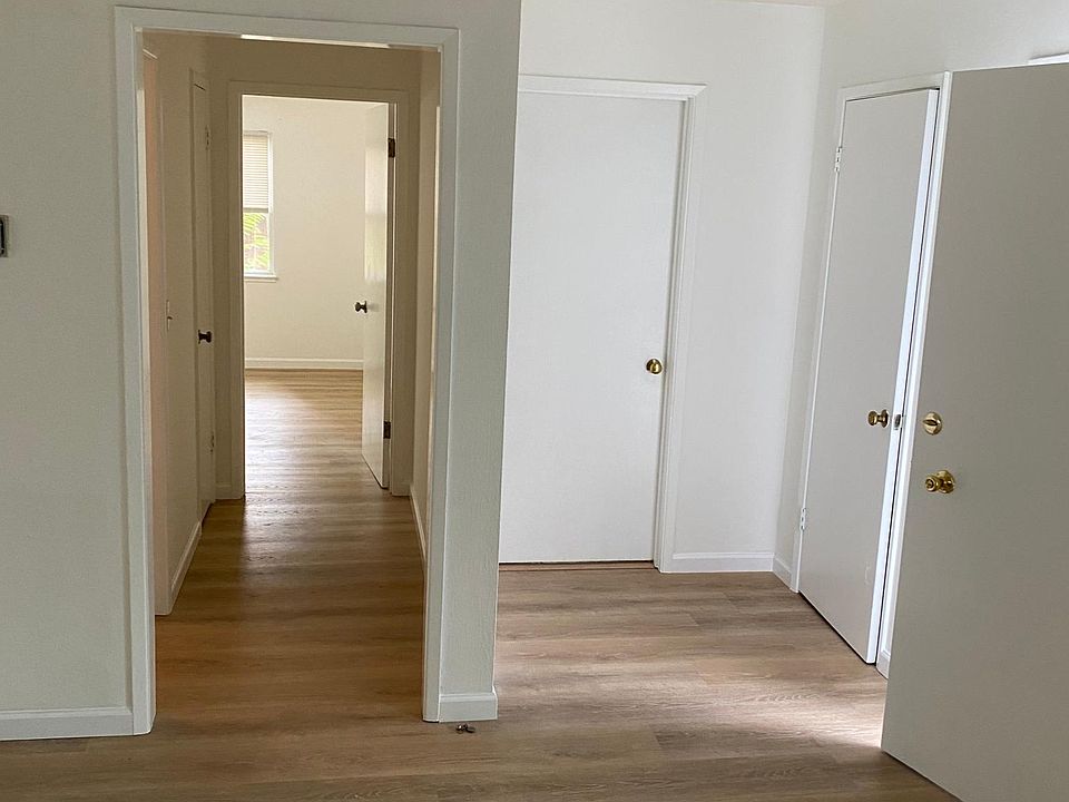 1st image of 36 Orchard Ave #2