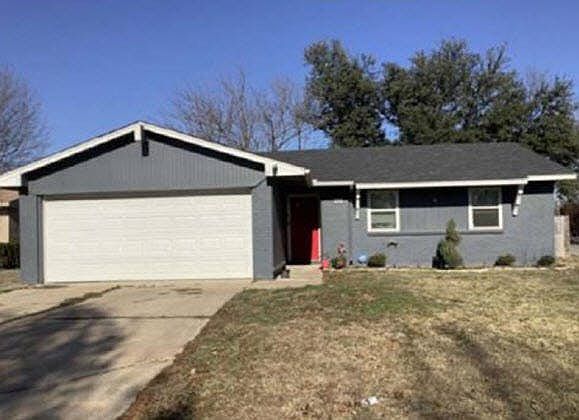 1st image of 2601 Greenland Dr