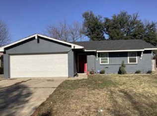 2601 Greenland Dr, Mesquite, TX 75150