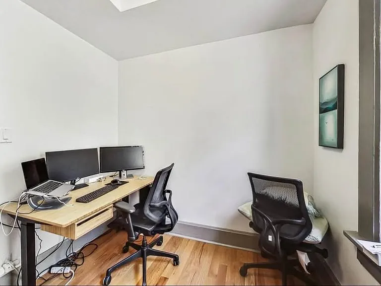 848 N Winchester Ave #1 — Photo 15