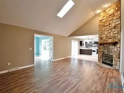 2456 Morningdew Blvd — Photo 2