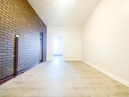 Rented by RealTegrity NY LLC | media 1