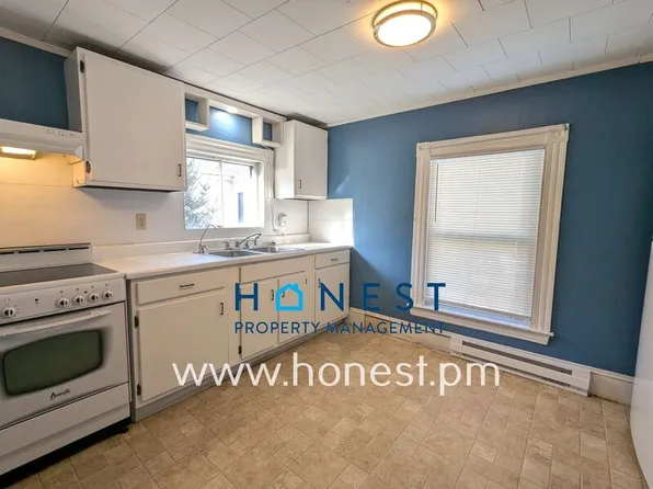 3 Deeb St Unit A, Waterville, ME 04901