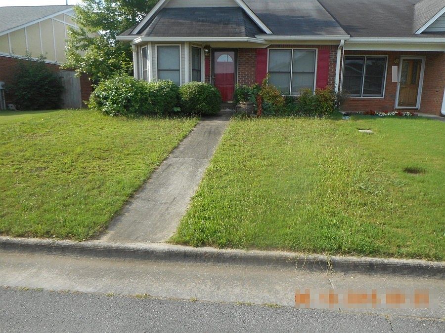 2nd image of 3229 Battlement St SW