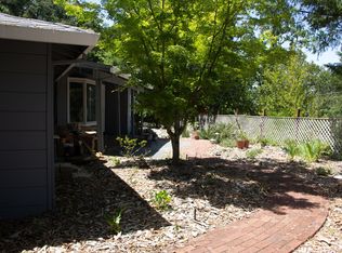 10 Monte Veda Dr, Orinda, CA 94563