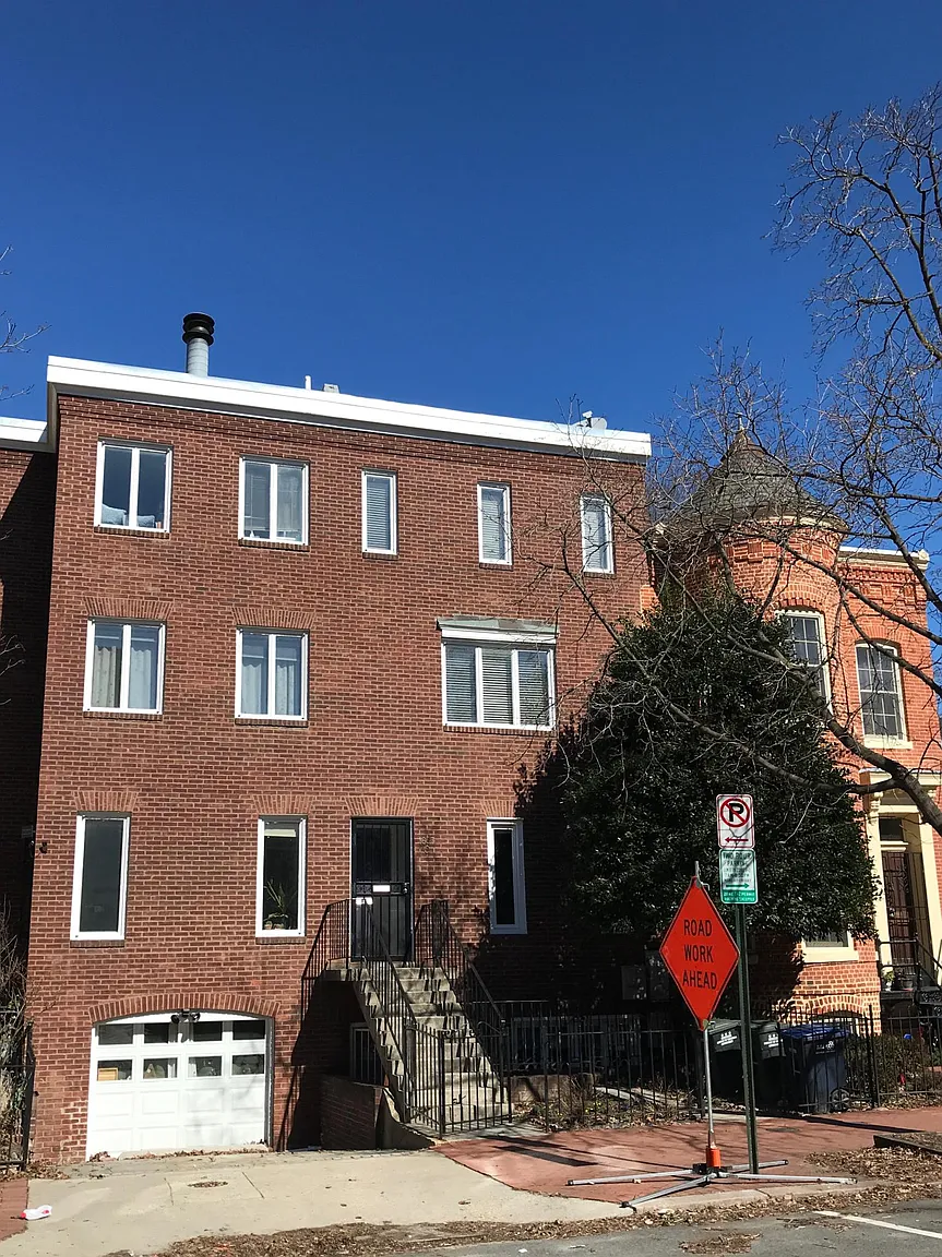 1607 T St NW APT B photo 1