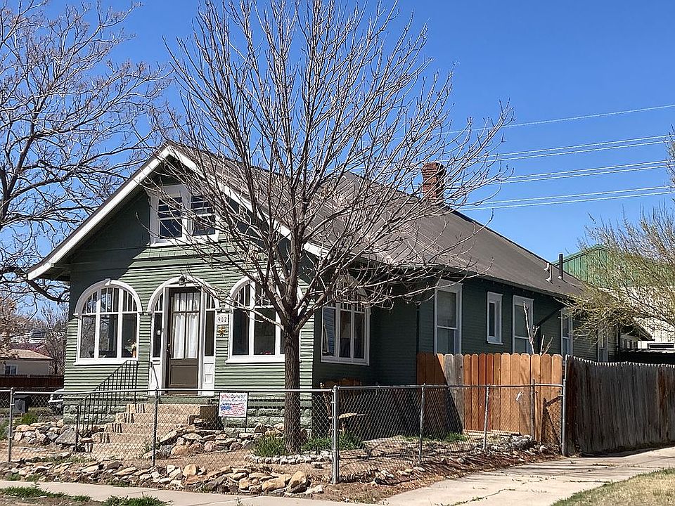 1st image of 902 Ouray Ave