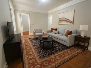 222 E 82nd St APT 2F, New York, NY 10028