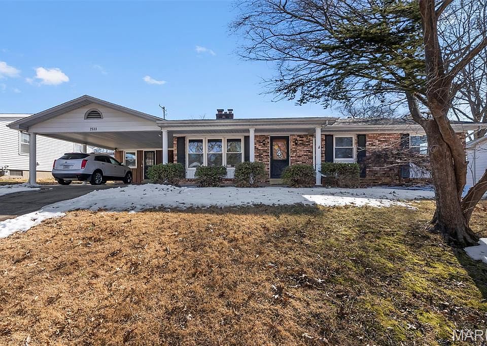 1st image of 2533 Tulip Ln