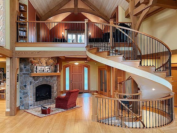 Main Landing & Loft