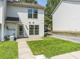 321 Houston Creek Dr, Paris, KY 40361