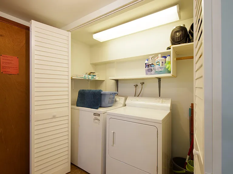 8290 Montcalm St #BASEMENT — Photo 12