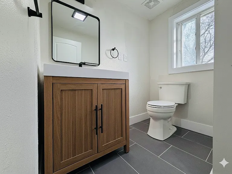 11 W Jefferson Rd #2 — Photo 4