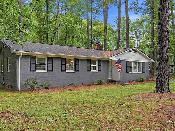 4th image of 4012 Hillgrand Dr