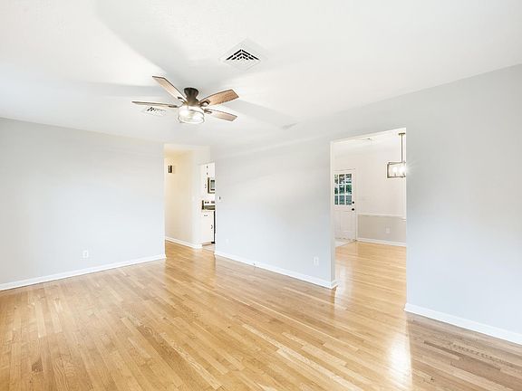 4th image of 123 Melinda Dr