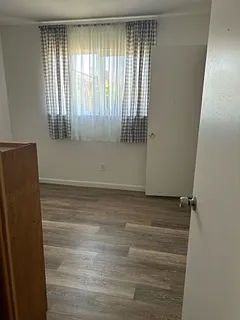 731 Paul Place - 1 — Photo 4