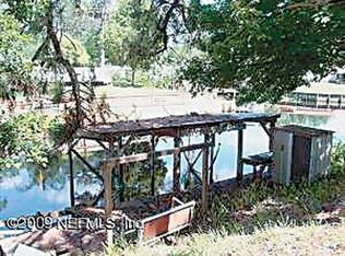 152 Waterway Ave, Satsuma, FL 32189