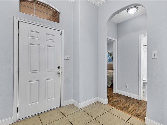 5th image of 1124 Sunderland Ln