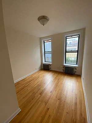 Rented by Waverly Realty Associates | media 14